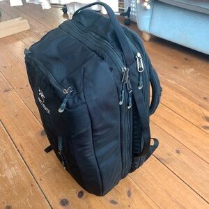 H&M Men's Black Multi-Compartment Backpack